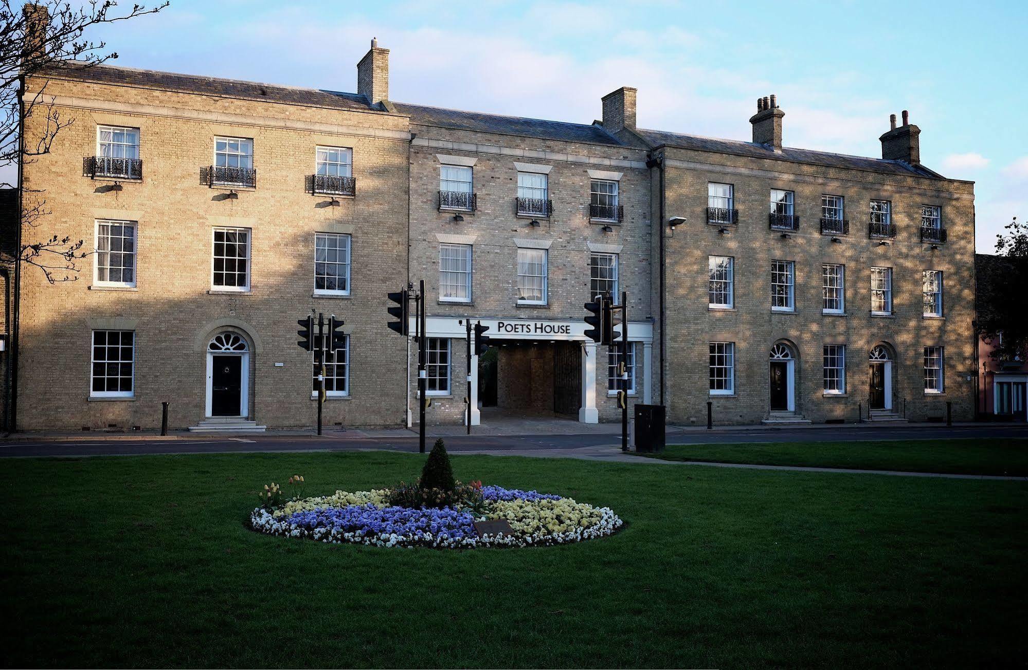 Poets House Hotel Ely Exterior photo